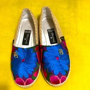 AngeLozano Embroidered Mexican Shoes